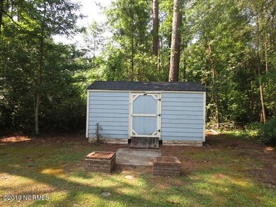 711 Whrens St, Burgaw, NC 28425 - photo 7