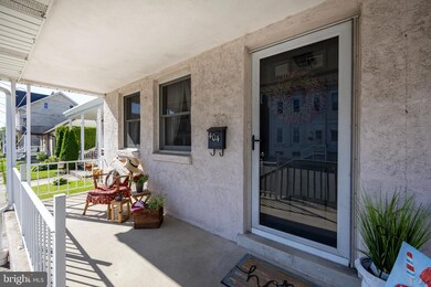 404 E 4th St, Boyertown, PA 19512 - photo 5