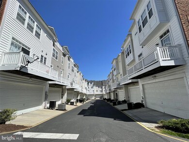 8002 Endzone Way, Hyattsville, MD 20785 - photo 2