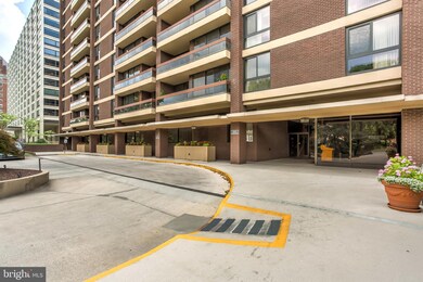 Winthrop House Condominium unit 303, Baltimore, MD 21218 - photo 5