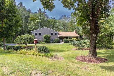 1 Strawberry Hill Rd, Bedford, NH 03110 - photo 2