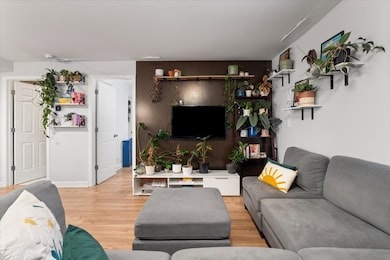 unlisted-address, Chicago, IL 60612 - photo 6