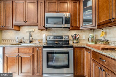 1217 Pin Oak Dr, Perkiomenville, PA 18074 - photo 7