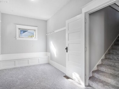 Entrance/Foyer