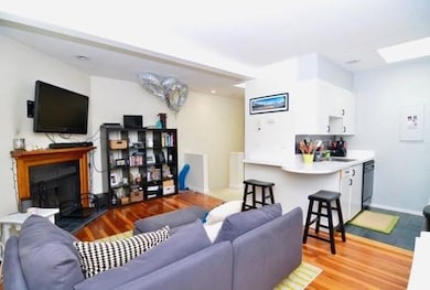 21 Telegraph St unit 3, Boston, MA 02127 - photo 2