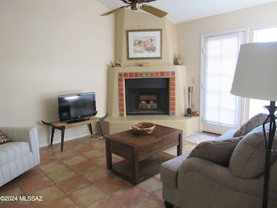 7601 N Calle Sin Envidia unit 34, Tucson, AZ 85718 - photo 4