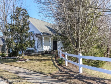 89 Iris Ct, Holmdel, NJ 07733 - photo 2