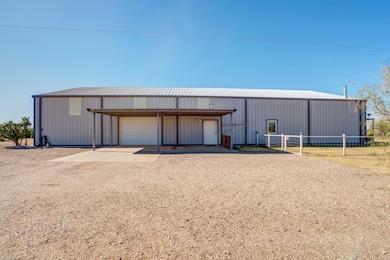 306W Quinlan St, Lubbock, TX 79403 - photo 5