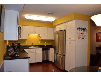 237 Stonebridge Dr unit 237, Nashua, NH 03063 - photo 7