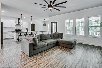 1508 Allen Ct, Asheboro, NC 27205 - photo 5