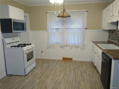 13 8th Ave, North Tonawanda, NY 14120 - photo 6