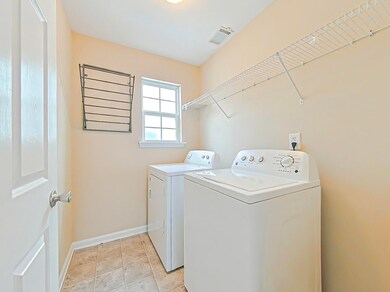 5-Laundry Room (49)