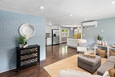 37 Ardsley Cir, Brockton, MA 02302 - photo 5