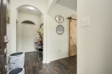 10539 Logger Pine Trail, Houston, TX 77088 - photo 4