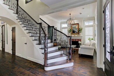 219 W 10th St, Houston, TX 77008 - photo 4