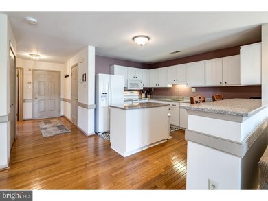 602 Radcliffe Ct unit 602, Newtown Square, PA 19073 - photo 6