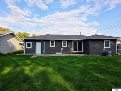 1121 11th St, Henderson, NE 68371 - photo 3