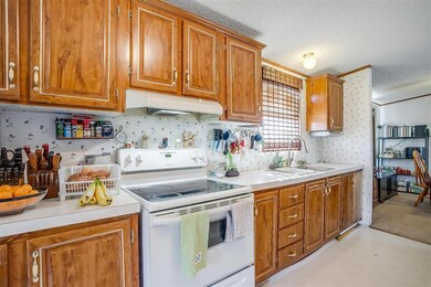 508 Green Branch Rd, Weatherford, TX 76085 - photo 5