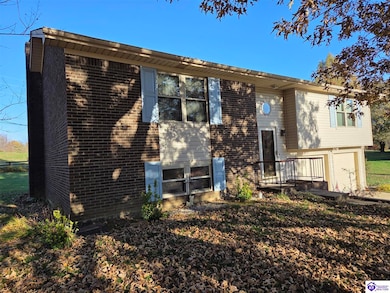 605 Yale Dr, Elizabethtown, KY 42701 - photo 2