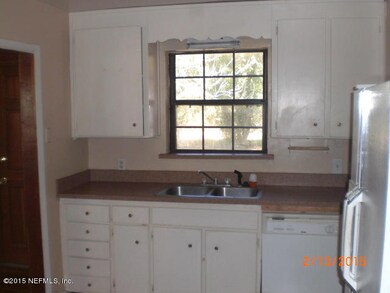 7027 Sans Souci Rd, Jacksonville, FL 32216 - photo 4