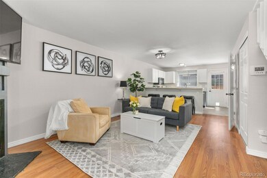 1180 S Waco St unit B, Aurora, CO 80017 - photo 3