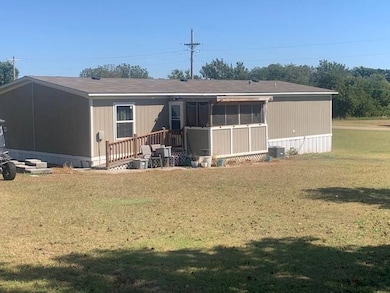 10039 SW 90 St, Spivey, KS 67142 - photo 5