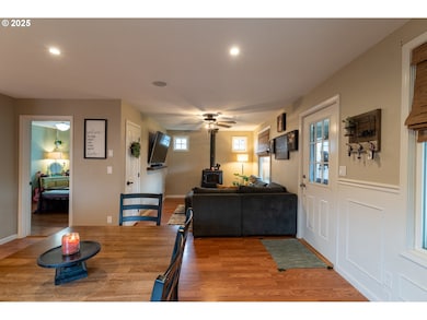 607 Getchell Ave, Amity, OR 97101 - photo 7