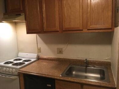 3150 34th St NE unit E, Canton, OH 44705 - photo 5