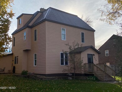 EXTERIOR FRONT