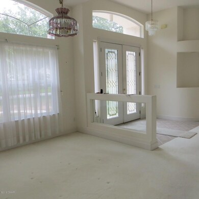 Dining Rm