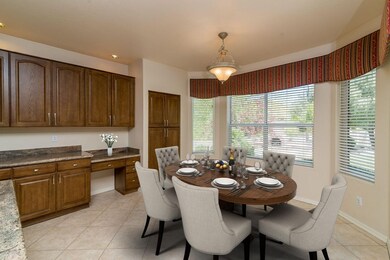 Eat-In Kitchen