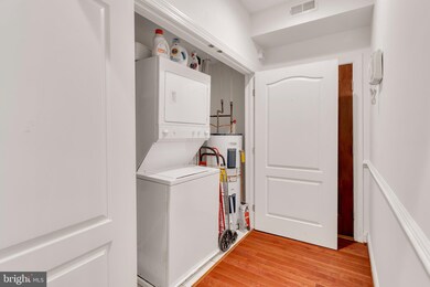 1430 Newton St NW unit 301, Washington, DC 20010 - photo 4