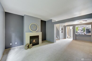 10424 Holly Dr unit C, Everett, WA 98204 - photo 2