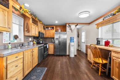 110 E Evergreen Dr unit 60, Kalispell, MT 59901 - photo 5