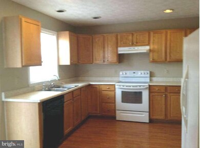 9398 6th St N, Laurel, MD 20723 - photo 5