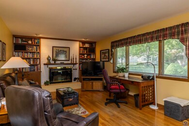 2869 SW Jewell Ave, Topeka, KS 66611 - photo 5