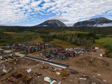 27 Bootlegger Ln unit 3B, Silverthorne, CO 80498 - photo 2