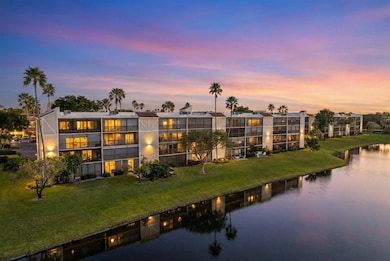 14360 Strathmore Ln unit 404, Delray Beach, FL 33446 - photo 2