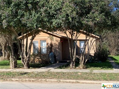 812 W Martin Luther King Dr, San Marcos, TX 78666 - photo 3