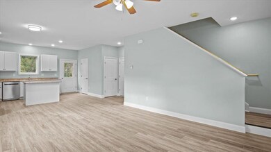 37 Mollys Way, Winooski, VT 05404 - photo 6