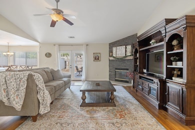 7-web-or-mls-713A9698