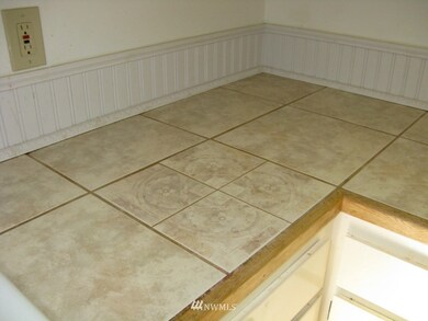 Ceramic Tiled Counters