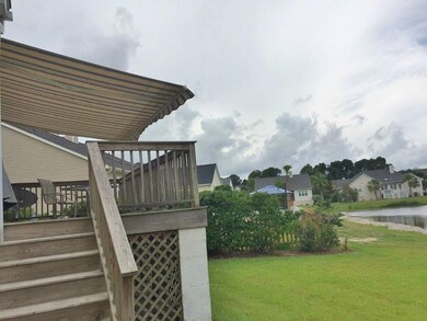 1549 Carolina Jasmine deck with Awning