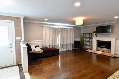 1038 E 167th Place, South Holland, IL 60473 - photo 4