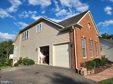 9009 Sunni Shade Ct, Perry Hall, MD 21128 - photo 2