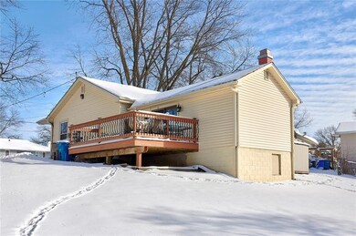 4306 SE 2nd St, Des Moines, IA 50315 - photo 2