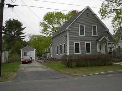 12 Grove St, Rochester, NH 03868 - photo 3