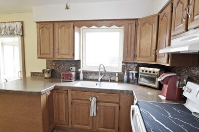 801 Joyful St, Columbus, OH 43204 - photo 6