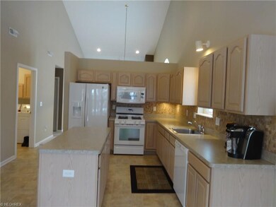 Eat-in kitchen