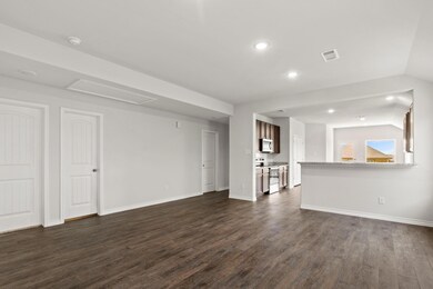 1703 Luke St, Ennis, TX 75119 - photo 5